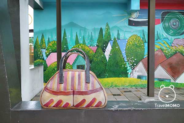 Luggages from "Subway" 《地下鐵》的行李箱