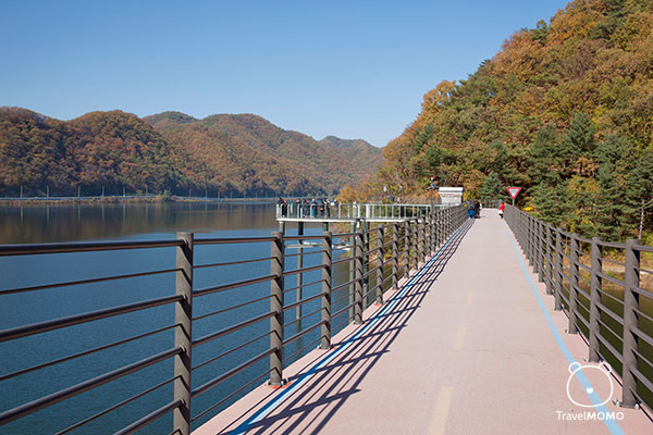 Uiamho Lake Skywalk in Chuncheon 春川依岩湖 Skywalk 