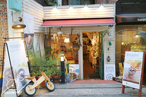 Picasso street in Hongdae, Seoul 首爾弘大畢加索一條街