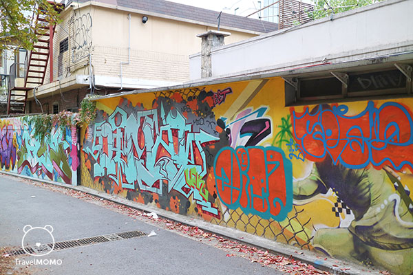 Picasso street in Hongdae, Seoul 首爾弘大畢加索一條街