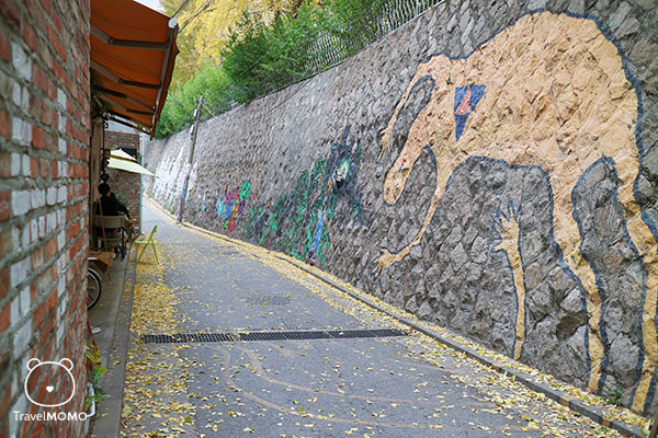 Picasso street in Hongdae, Seoul 首爾弘大畢加索一條街