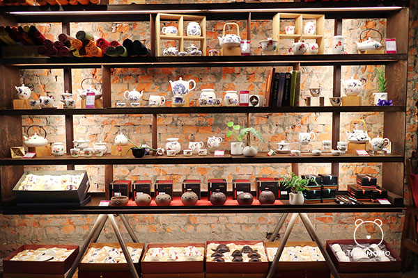 Yi Long Tea Set 宜龍茶器