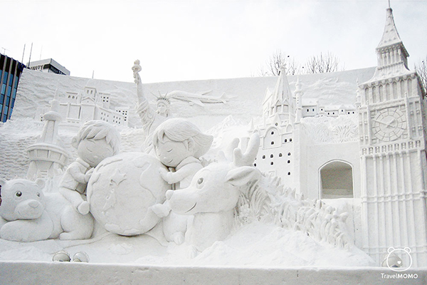 Sapporo snow festival in Odori Park 日本北海道扎幌市大通公園雪祭