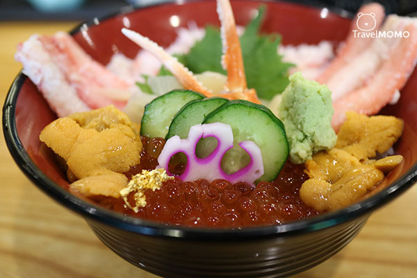 Sashimi restaurant in Omi-cho market, Kanazawa, Japan日本金沢「近江町市場」海鮮丼家