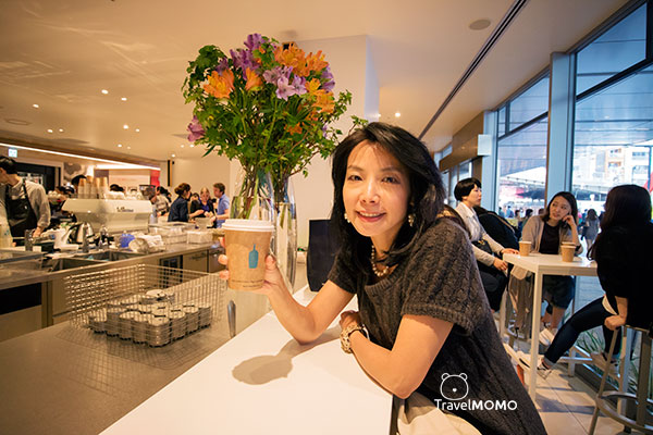 Blue Bottle Coffee in Shinjuku 新宿「藍瓶咖啡」
