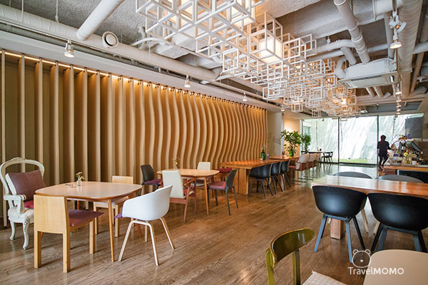 Gallery Cafe Miel in Gangnam, Seoul