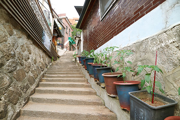 The 8th photo spot of Bukchon 北村第8景