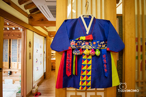 Yoon Hye Yong Hanbok