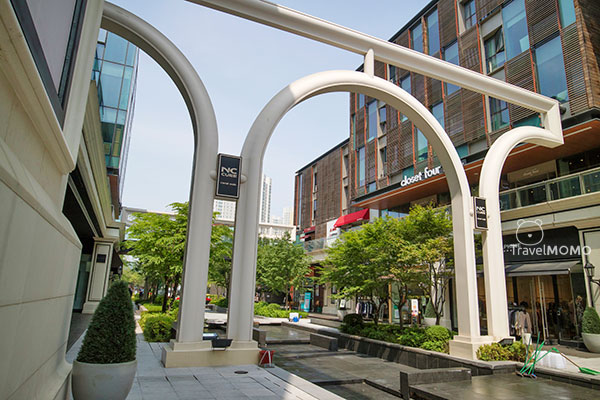 NC Cube Canal City 