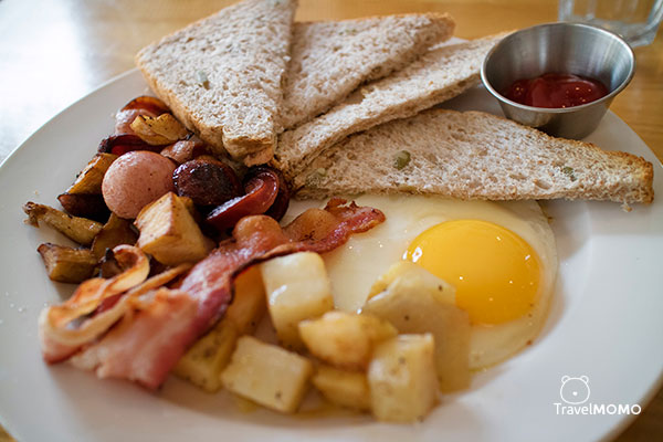 My Ssong casual American diner