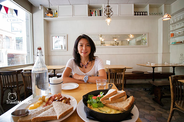 Kate Wu at My Ssong, Gangnam, South Korea 