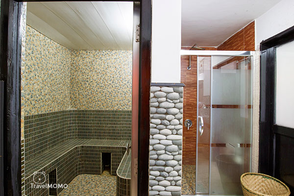 Tashi Namgay Resort