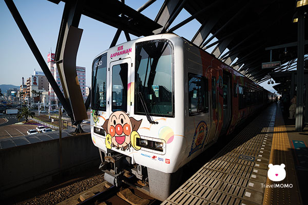 Dosan Line Anpanman Train 土讚線麵包超人列車