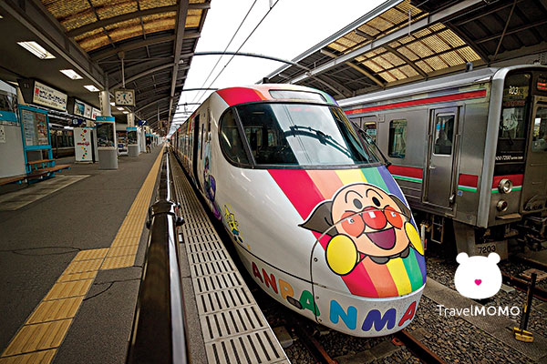 Yosan Line 8000 Series Anpanman Train 予讚線8000系麵包超人列車